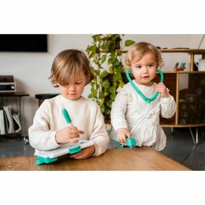 Coffret Médical avec Accessoires en jouet KD