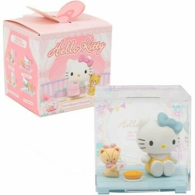 Figurine d’action Hello Kitty 38